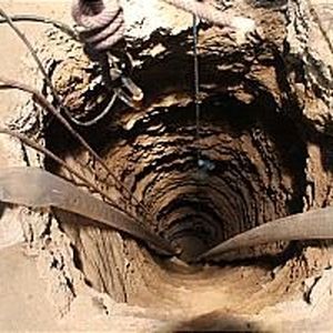 کشته و زخمی شدن ۴ کارگر چاه‌کن در چرش‌دره 