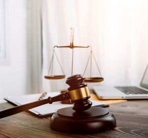 توقف راننده مست در جاده چالوس با شلیک پلیس