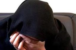 مجازات زندان برای زنی که دخترش را به خاطر اعتصاب غذا کشت