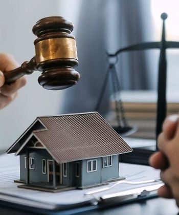 افزایش کلاهبرداری‌ های ملکی (نقش حیاتی وکیل ملکی)