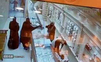 دستگیری ۶ سارق طلافروشی دَرگهان قشم/ ۸ کیلو طلا به مالباخته بازگشت