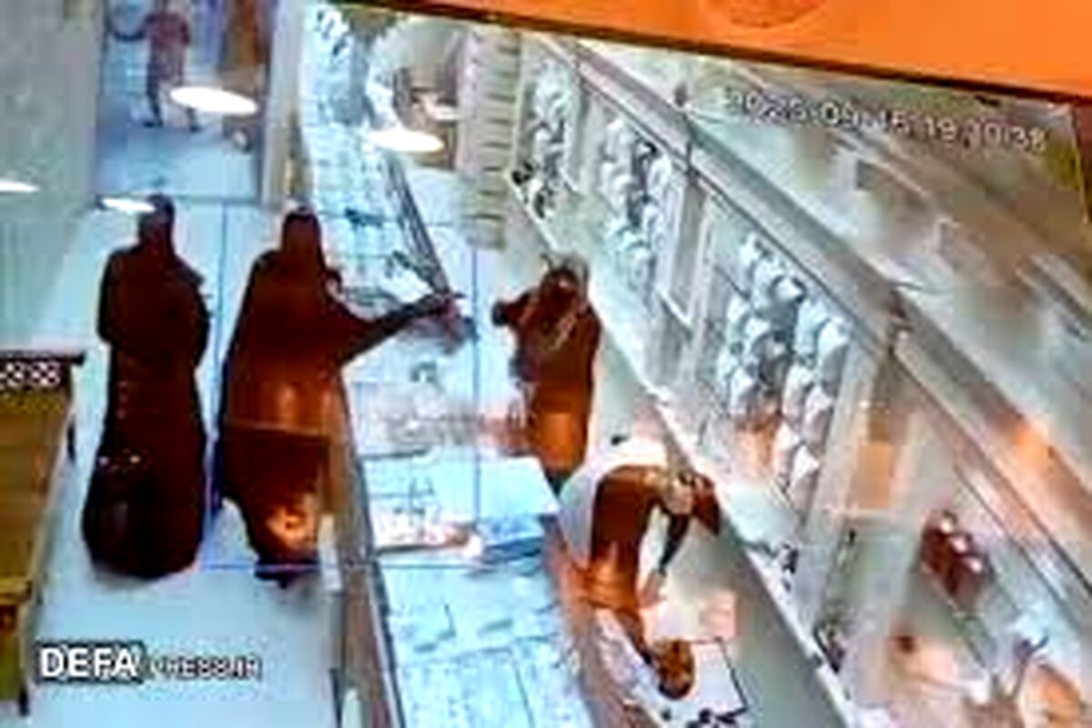 دستگیری ۶ سارق طلافروشی دَرگهان قشم/ ۸ کیلو طلا به مالباخته بازگشت