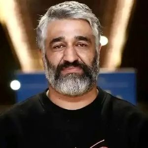 پژمان جمشیدی: به روح مادرم قسم تجاوزی در کار نیست/ شاکی: به من تجاوز کرد/ وکلای پژمان: ادله ارائه دادیم موکل بی‌گناه است 