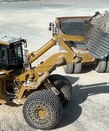 فروش انواع لوازم یدکی لودر وارداتی