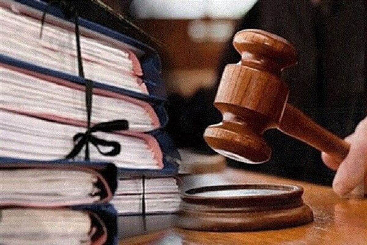 محکومیت یک پناهجوی ایرانی در اتریش/ به عنوان پیک غذا حشیش می‌فروخت