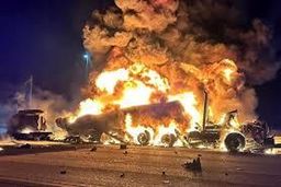 جزئیات تصادف اتوبوس با تانکر حامل سوخت در زاهدان/ ویدئو