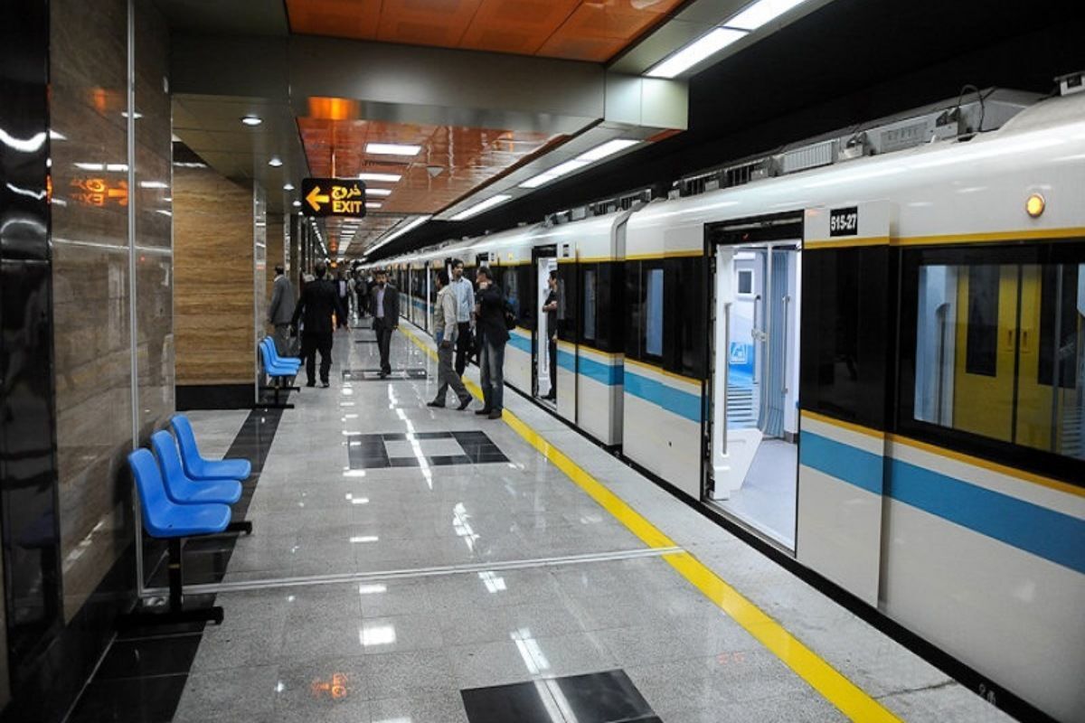 هنگام حمله هوایی در مترو چه کنیم؟ 