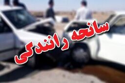 واژگونی اتوبوس در اتوبان قم ـ تهران حادثه ساز شد