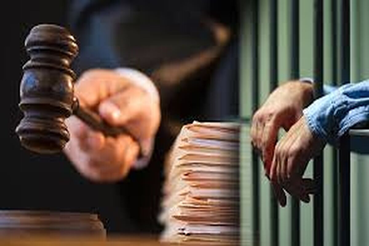 رابطه پنهانی پدردانش آموز با خانم معلم متاهل مدرسه پسرش