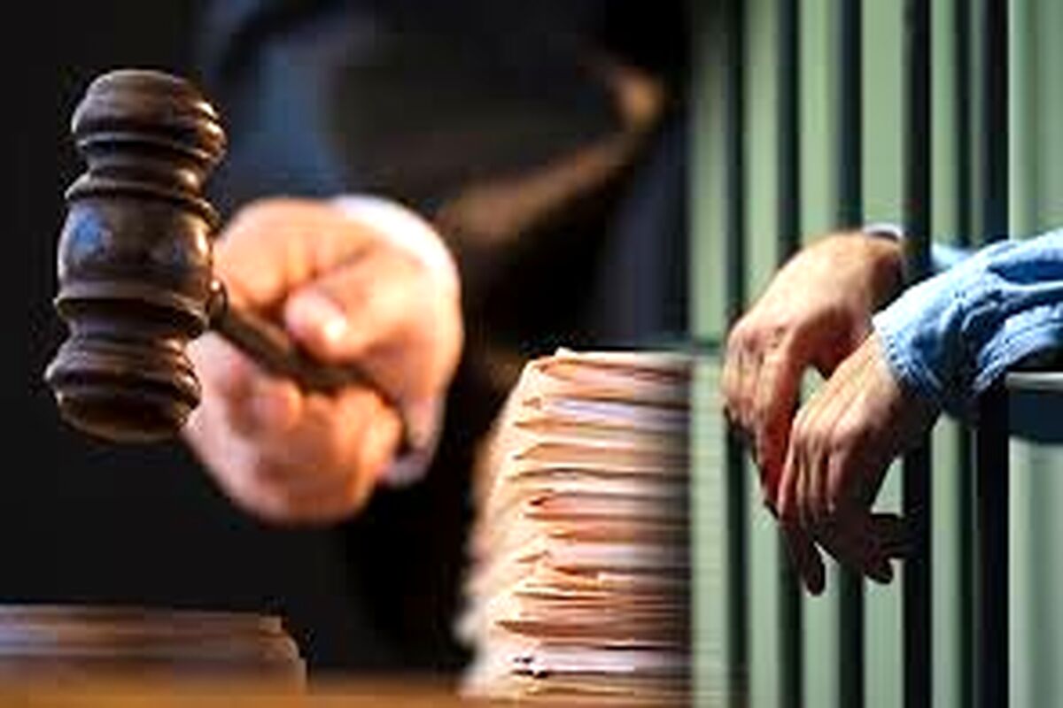رابطه پنهانی پدردانش آموز با خانم معلم متاهل مدرسه پسرش