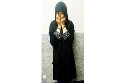 مچ گیری از دختر 15 ساله توسط 2 پلیس زن