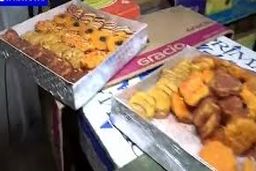 تولید شیرینی با طعم سوسک در شیراز/ ویدئو