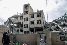 چرا در زمان انفجار باید از پنجره های دوجداره هم فاصله بگیریم؟/ اینفوگرافیک 