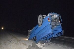 واژگونی یک نیسان آبی با 18 سرنشین/ در جاده مراغه رخ داد 