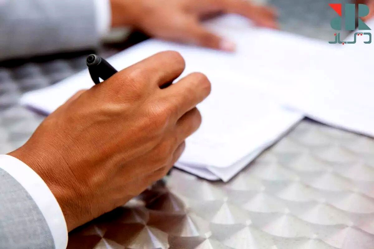 آیا قولنامه دستی اعتبار قانونی دارد؟ بررسی جامع و نکات حقوقی
