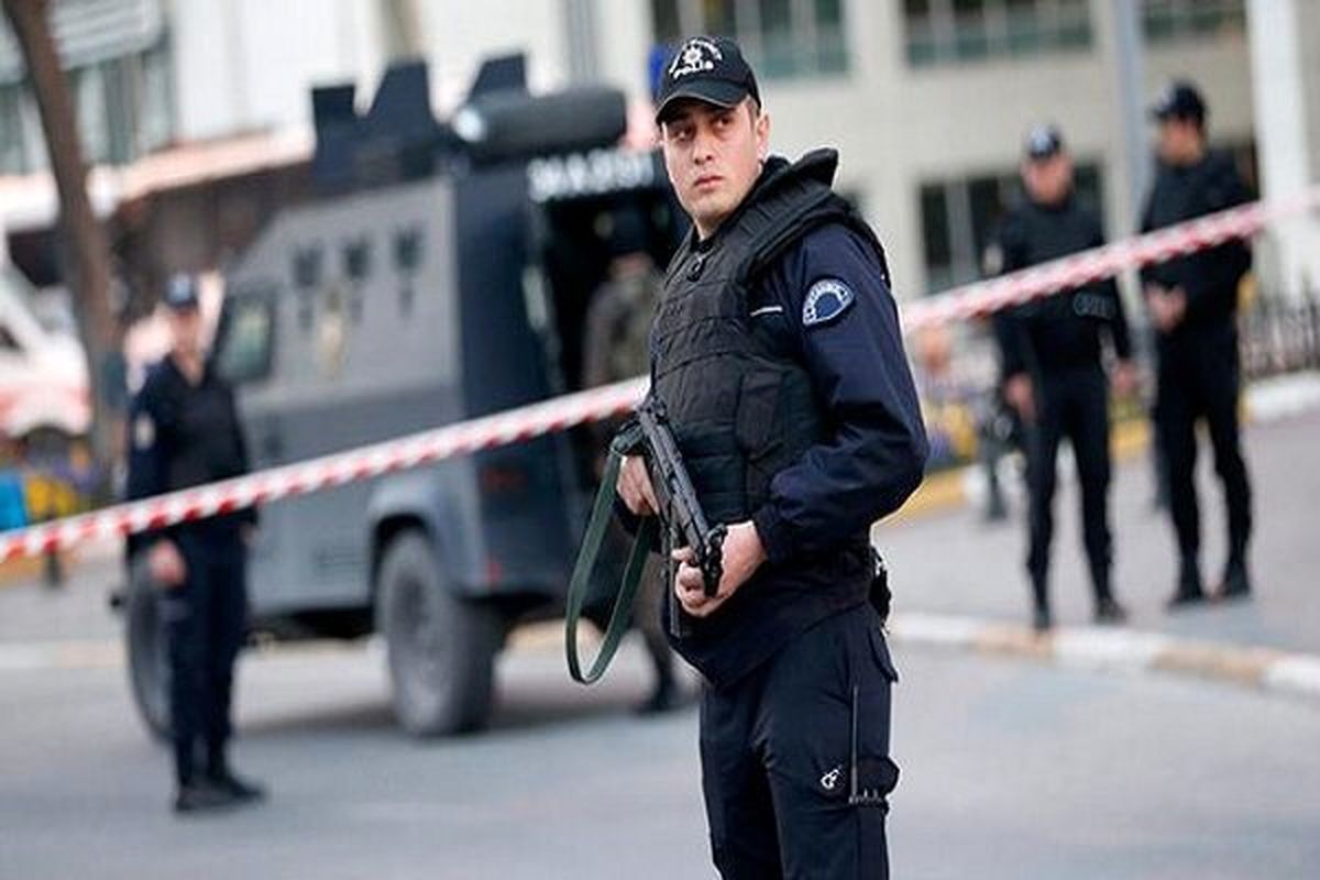 اولین تصاویر از عملیات پلیس مبارزه با مواد مخدر علیه بازیگران و سلبریتی‌ها/ ویدئو