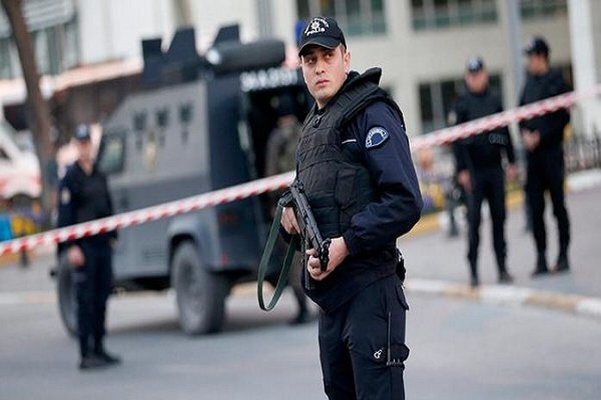 اولین تصاویر از عملیات پلیس مبارزه با مواد مخدر علیه بازیگران و سلبریتی‌ها/ ویدئو