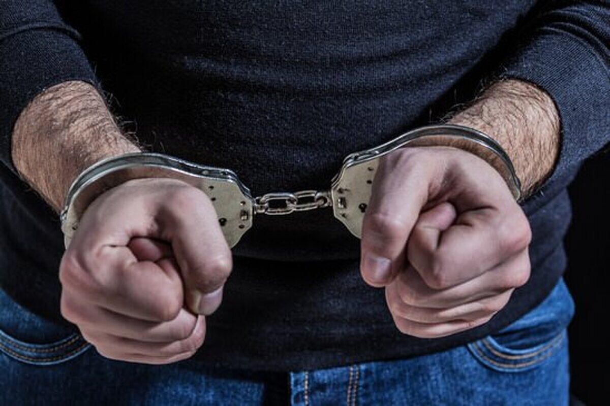 قتل همخانه به دلیل لیس زدن پارچ آب