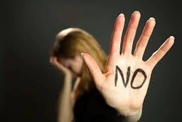  تشخیص تجاوز به عنف با قاضی است نه پزشکی قانونی؛ مجازات تجاوز به عنف در قانون چیست؟ 