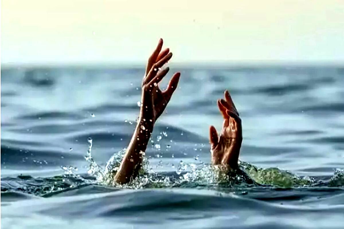 مرگ هنگام غذا دادن به ماهی‌ها