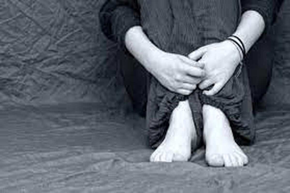 ملاقات شوم دختر فروشنده با تاجر قلابی