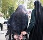 زن 70ساله به خاطر امضای پشت چک شوهرش به زندان افتاد