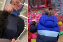 پلمپ مرکز بازی به علت ممانعت از ورود کودک مبتلا به سندروم/ ویدئو