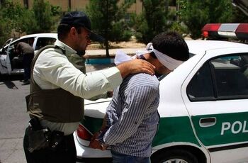 پسر تهرانی مزاحم مادرش را در در شهرک غرب به قتل رساند