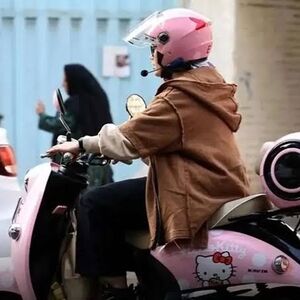تصادف هولناک دو دختر موتورسوار با تریلی در ابهر/ ویدئو