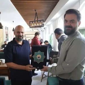 تقدیر از میثم روحی در ویژه‌برنامه «ستارگان خبرفوری»