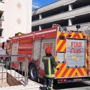 حریق انبار در پارکینگ بازار الماس شرق مشهد/ ویدئو