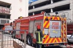 حریق انبار در پارکینگ بازار الماس شرق مشهد/ ویدئو