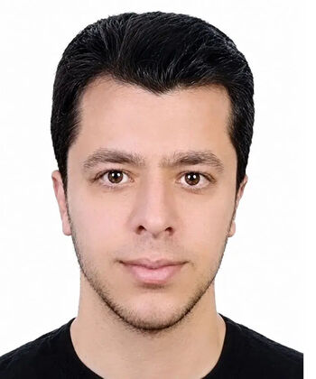پلیس در تعقیب پزشکی که بیمارانش را ناقص می کند