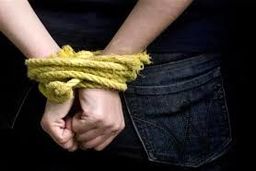 رهایی جوان 37 ساله از چنگ گروگانگیران