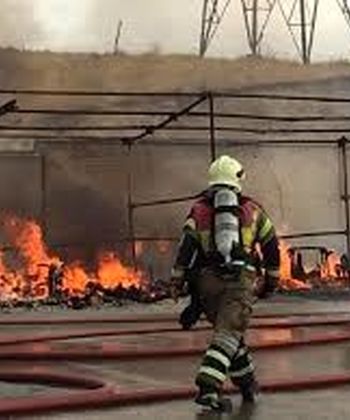 آتش سوزی در واحد الفین پتروشیمی بندر امام