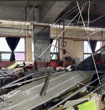 ریزش سقف یک سوپرمارکت در کره جنوبی با ۳۶ مصدوم/ ویدئو