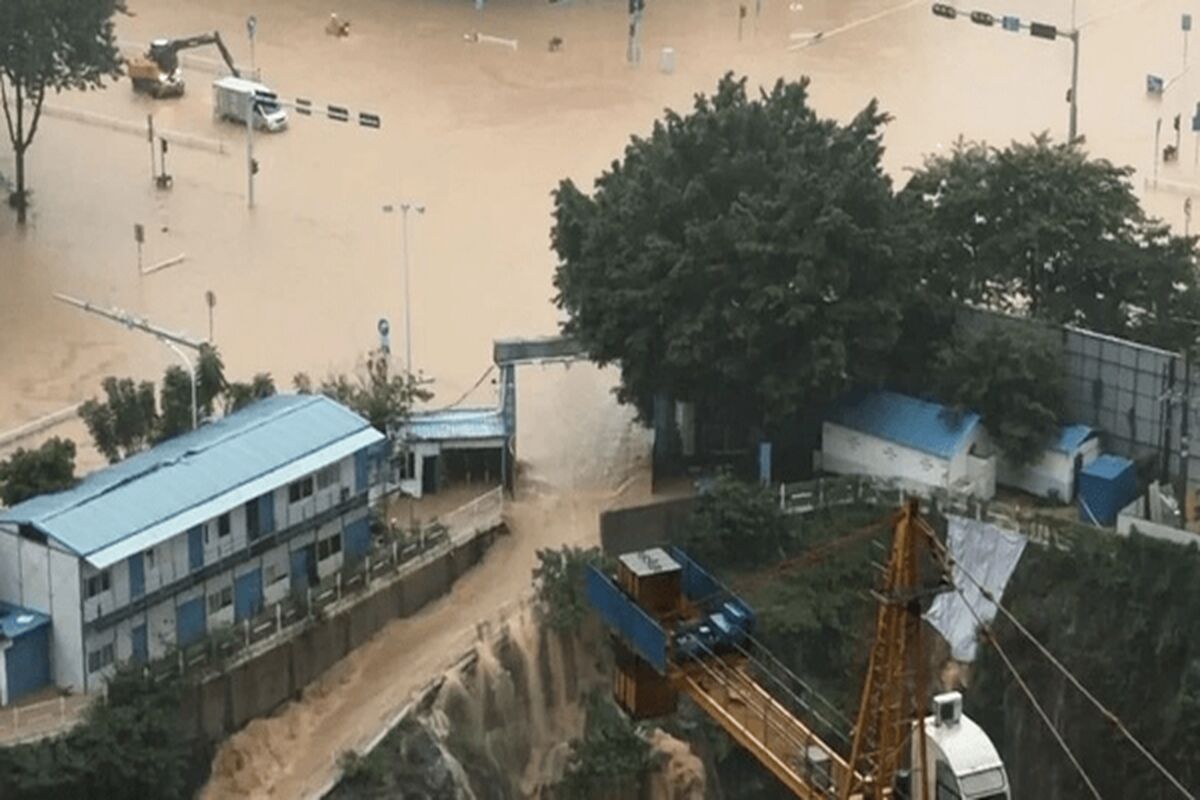 سیل در چین ۳۹ کشته بر جای گذاشت/ ویدئو