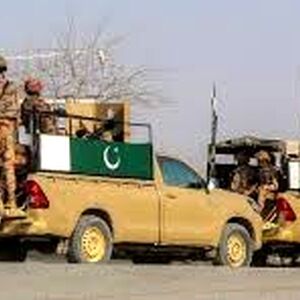8 پلیس پاکستان در مرز افغانستان کشته شدند 