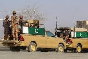 8 پلیس پاکستان در مرز افغانستان کشته شدند 