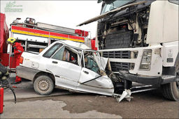 مرگ راننده پراید زیر تریلی