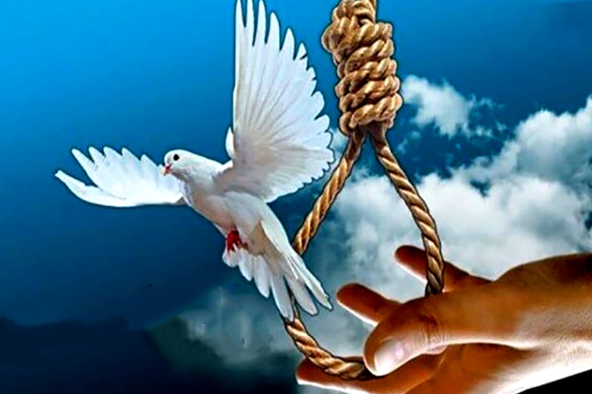 رهایی قاتل از طناب دار در خوی