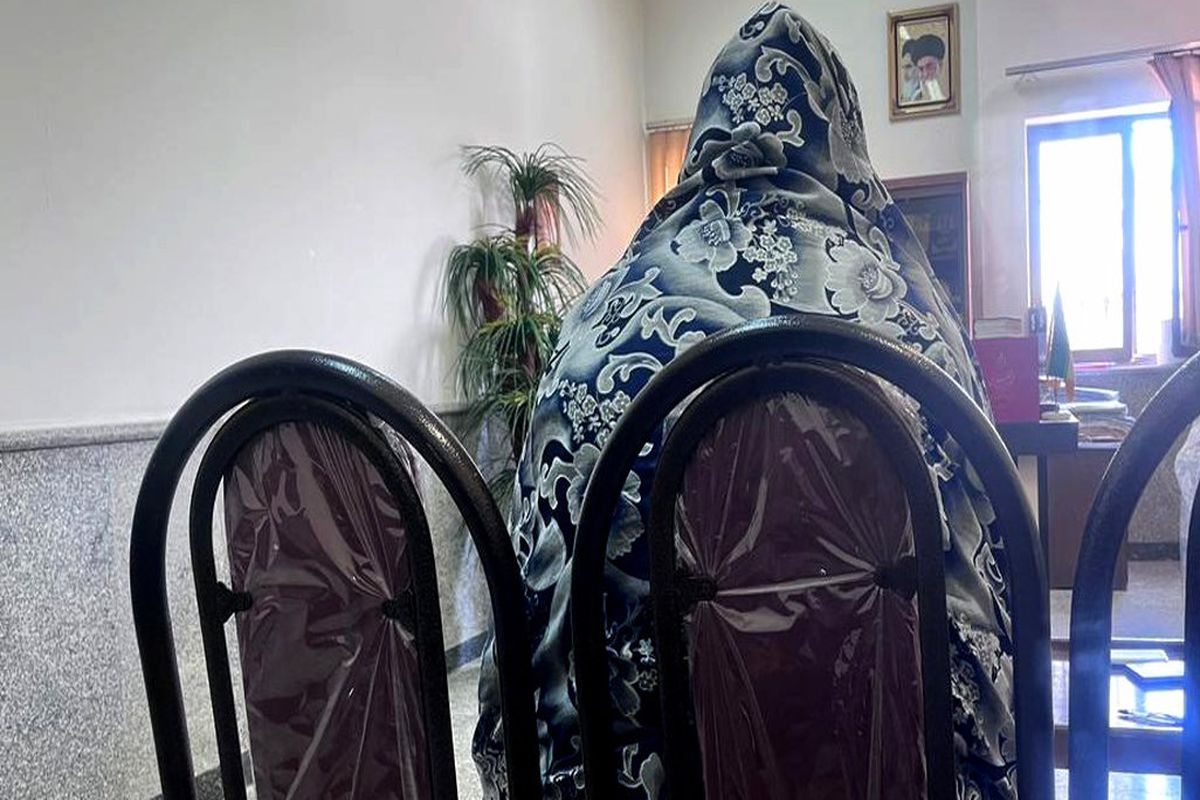 محاکمه دو زن و سه مرد در قتل رئیس بانک/ همسر سابقم ۹۰۰ گرم طلا به من بدهکار بود