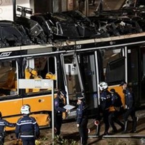 خروج مرگبار تراموا از ریل در میلان/ ویدئو