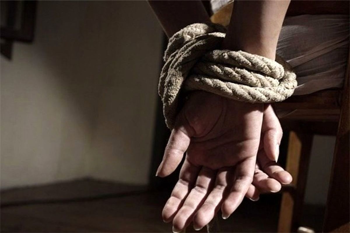 گروگانگیری یک پزشک به دلیل اختلاف مالی 