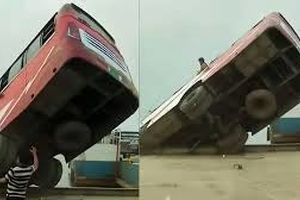 تصادف اتوبوس در بنگلادش؛ ۱۸ تن جان باختند 