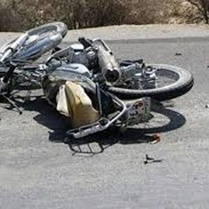 مرگ تلخ 2 مرد جوان موتورسوار زیر چرخ های تریلی در تهران