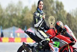 تصادف موتورسوار ایرانی در تایلند / آرزو عابدینی از دور مسابقات کنار رفت