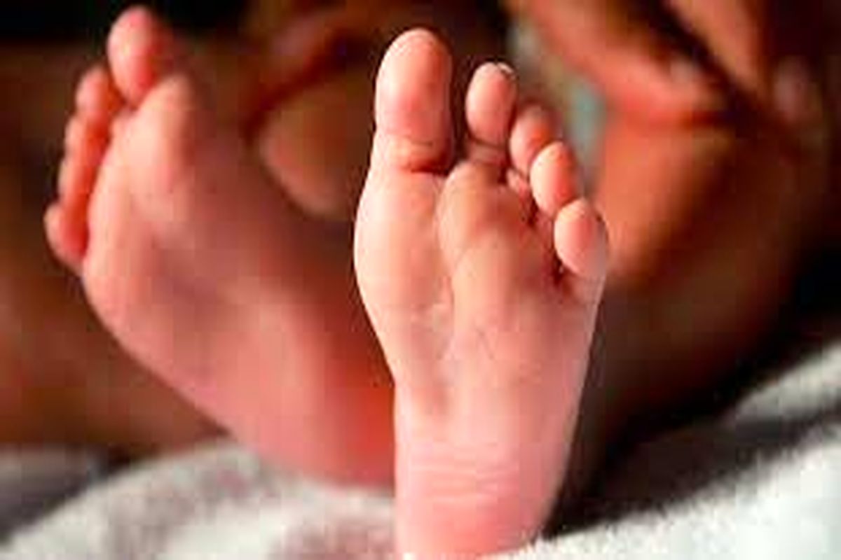 آزار دختر 17 ماه توسط پدر سنگدل