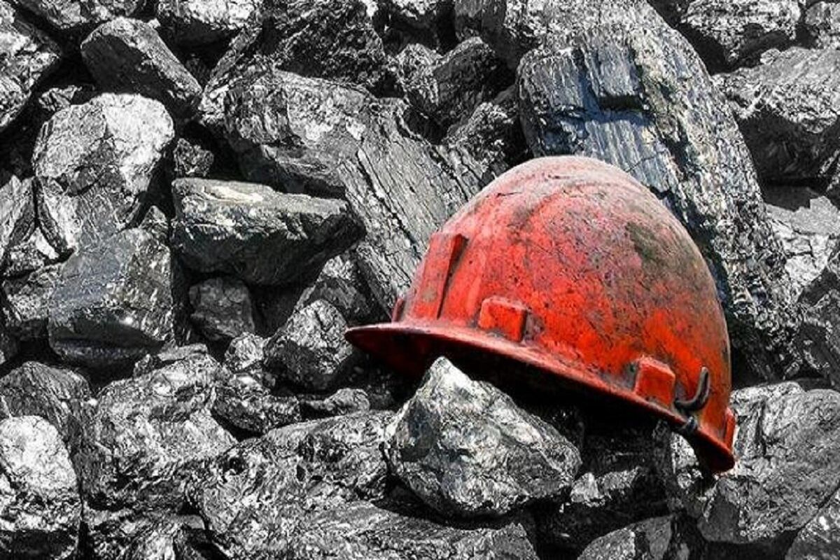 تشکیل پرونده قضایی برای بررسی علت مرگ  معدنکار کرمانی