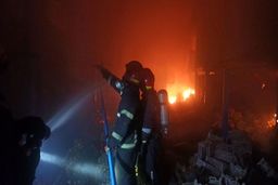 انفجار در قزوین جان مامور آتش نشان را گرفت/۹ نفر مصدوم شدند